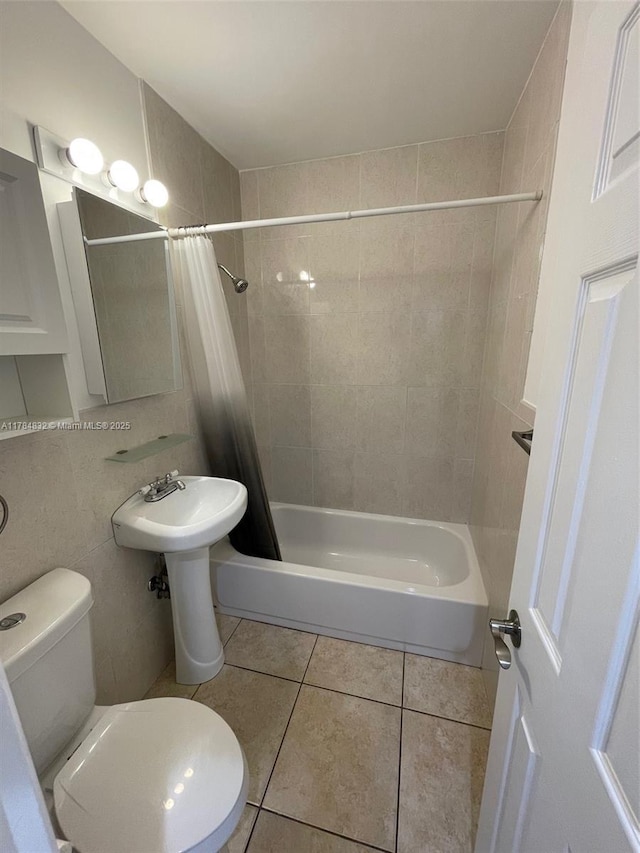 271 NW 57th Ct, Miami, FL 33126 - bathroom featuring toilet, shower / bathtub combination with curtain, and tile patterned flooring