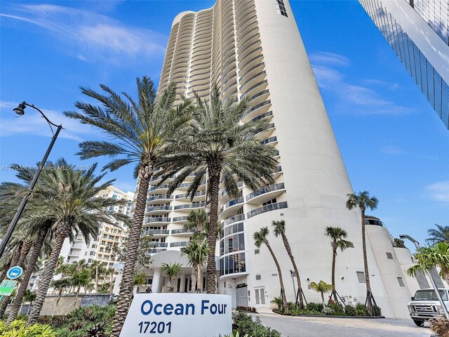 17201 Collins Ave Unit 704, Sunny Isles Beach, FL 33160 - view of community sign
