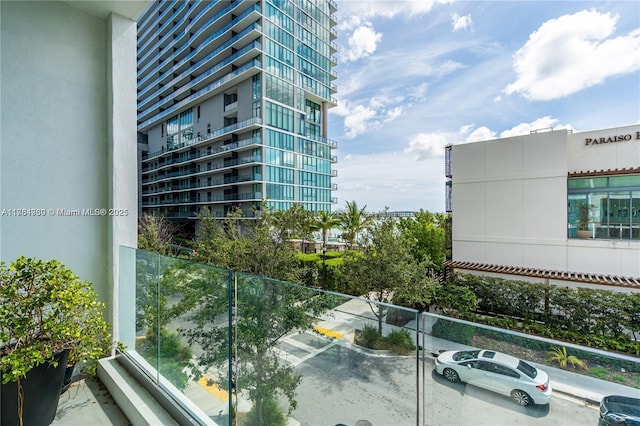 650 NE 32nd St Unit Bh6, Miami, FL 33137 - view of balcony