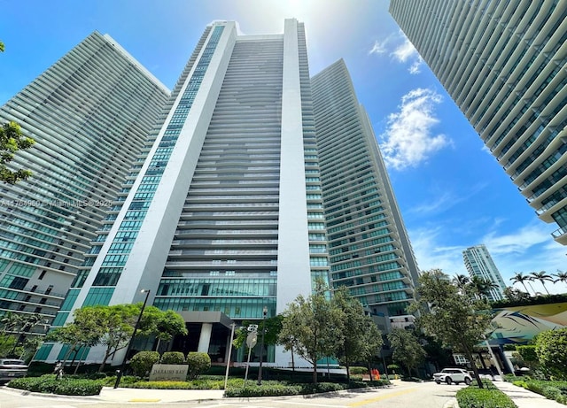 650 NE 32nd St Unit Bh6, Miami, FL 33137 - view of building exterior