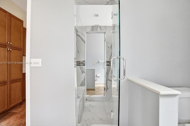 16519 SW 54th Ct, Miramar, FL 33027 - hall featuring light marble finish flooring