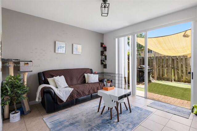 1074 NE 41st Pl, Homestead, FL 33033 - view of tiled living room