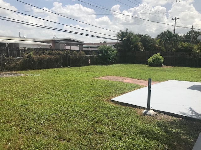 1221 W 62nd St, Hialeah, FL 33012 - view of yard with a patio area and fence
