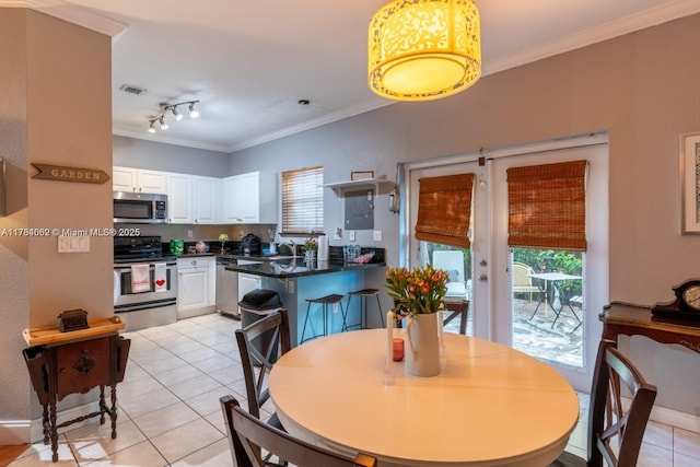 9320 SW 220th Ter, Cutler Bay, FL 33190 - photo 6
