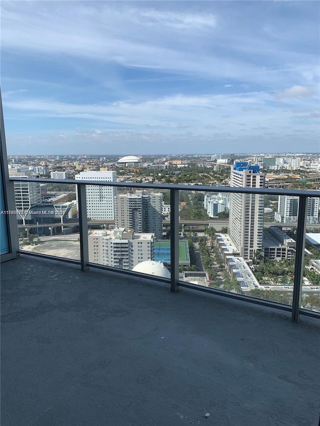 851 NE 1st Ave Unit 3002, Miami, FL 33132 - balcony featuring a city view
