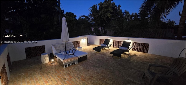 1511 Alegriano Ave, Coral Gables, FL 33146 - view of patio at twilight