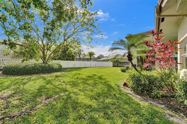 1951 NW 167th Ter, Pembroke Pines, FL 33028 - view of yard featuring fence
