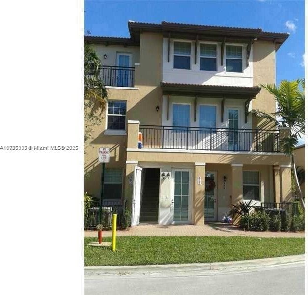964 SW 147th Ave Unit 2606, Pembroke Pines, FL 33027 - view of front of home with stucco siding