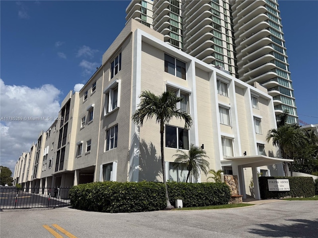 1601 S Flagler Dr Unit 211O, West Palm Beach, FL 33401 - view of building exterior