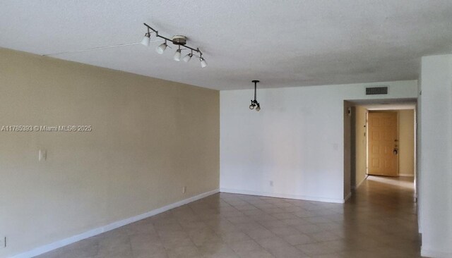 307 Lakeview Dr Unit 102, Weston, FL 33326 - photo 5
