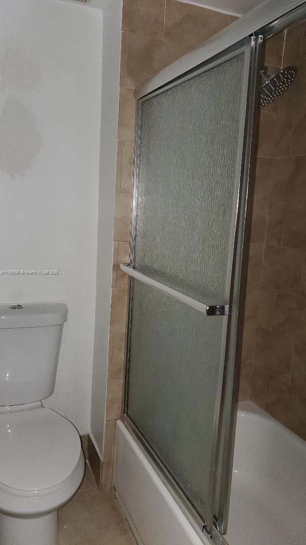 307 Lakeview Dr Unit 102, Weston, FL 33326 - photo 11