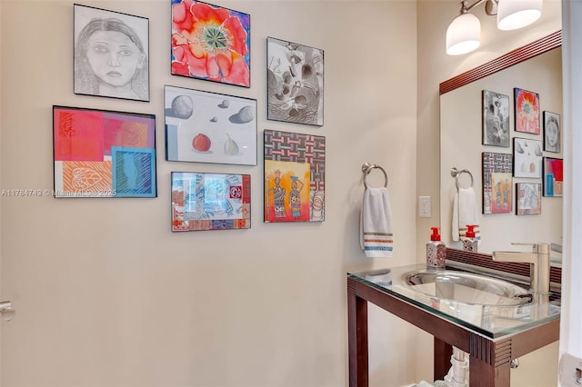 15801 SW 77th Ct, Palmetto Bay, FL 33157 - bathroom featuring a sink