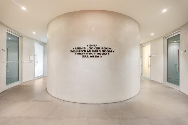 3581 E Glencoe St Unit 309, Miami, FL 33133 - hall featuring recessed lighting