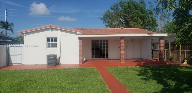 3130 SW 65th Ave, Miami, FL 33155 - rear view of property with stucco siding and covered porch