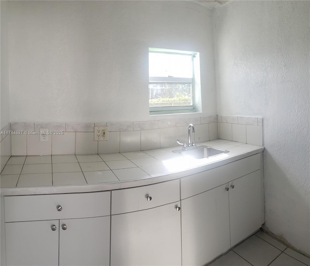 3130 SW 65th Ave, Miami, FL 33155 - bathroom with vanity and tile patterned floors