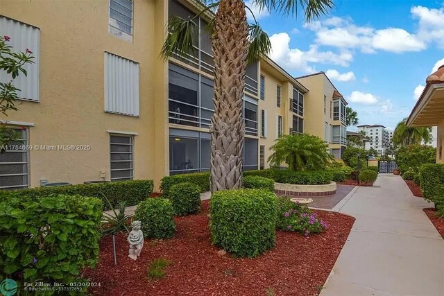 331 SW 8th St Unit 1-C-E, Boca Raton, FL 33432 - view of surrounding community