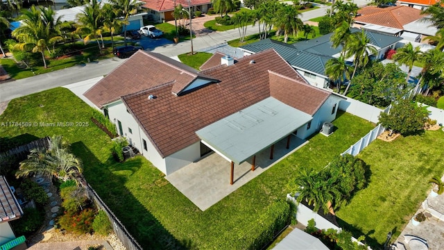 bird's eye view with a residential view
