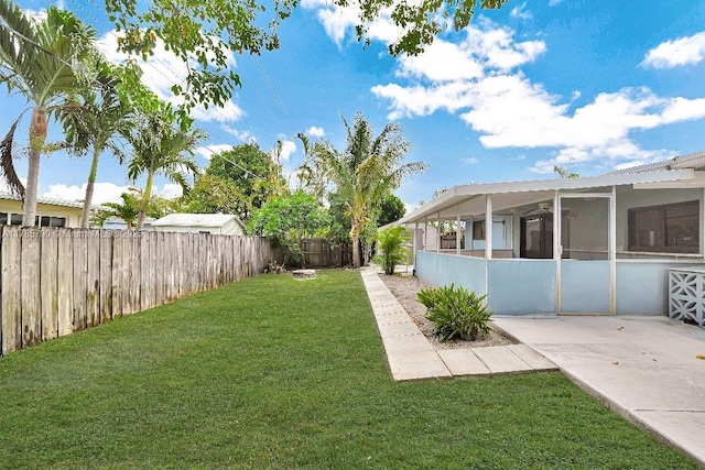 8451 NW 10th St, Pembroke Pines, FL 33024 - fenced backyard with a sunroom