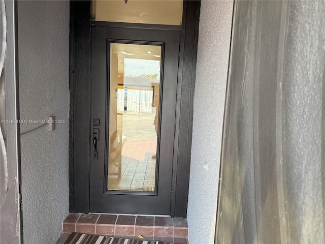 16528 Bridge End Rd, Miami Lakes, FL 33014 - entrance to property