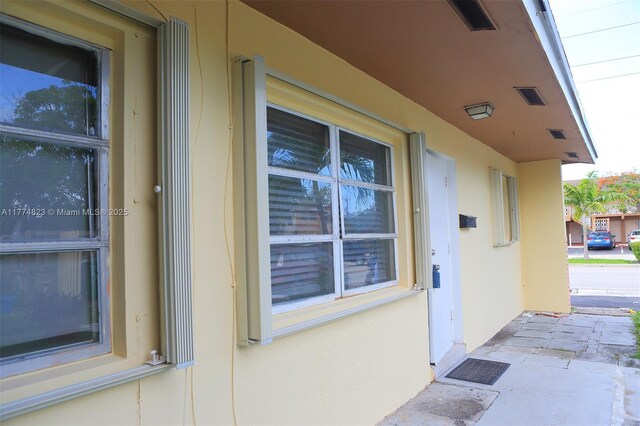 5881 NE 18th Ave, Fort Lauderdale, FL 33334 - photo 3
