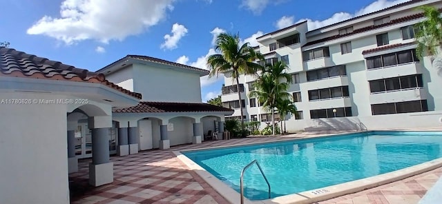 8255 SW 152nd Ave Unit E-410, Miami, FL 33193 - view of community pool