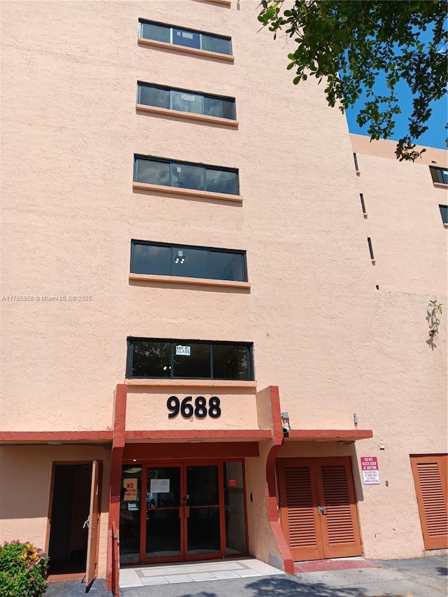 9688 Fontainebleau Blvd Unit 401, Miami, FL 33172 - view of building exterior