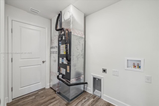 1909 NE 2nd Ave, Cape Coral, FL 33909 - utilities featuring heating unit