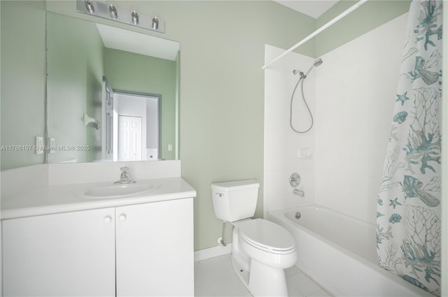 445 NE 21st Ave, Homestead, FL 33033 - full bathroom with vanity, shower / bath combo with shower curtain, and tile patterned floors