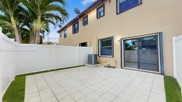 9231 W 32nd Ln, Hialeah, FL 33018 - view of patio