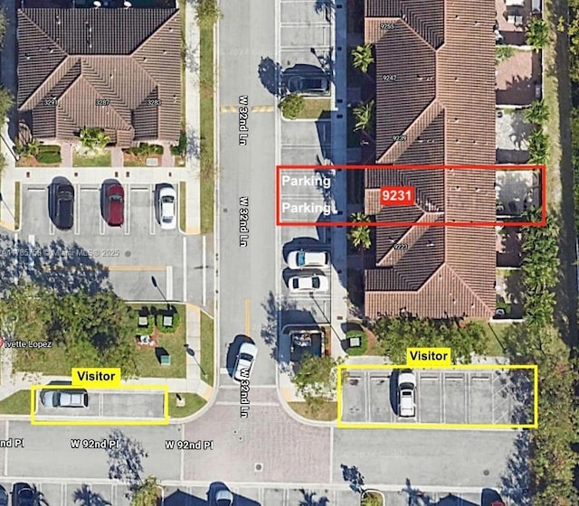 9231 W 32nd Ln, Hialeah, FL 33018 - map / location with property parcel outlined