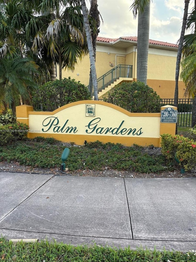 7340 NW 114th Ave Unit 201, Doral, FL 33178 - community / neighborhood sign with fence