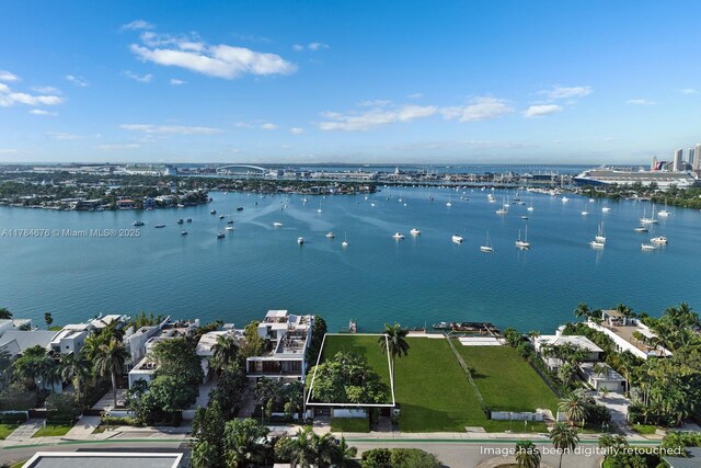 1350 S Venetian Way, Miami, FL 33139 - photo 11
