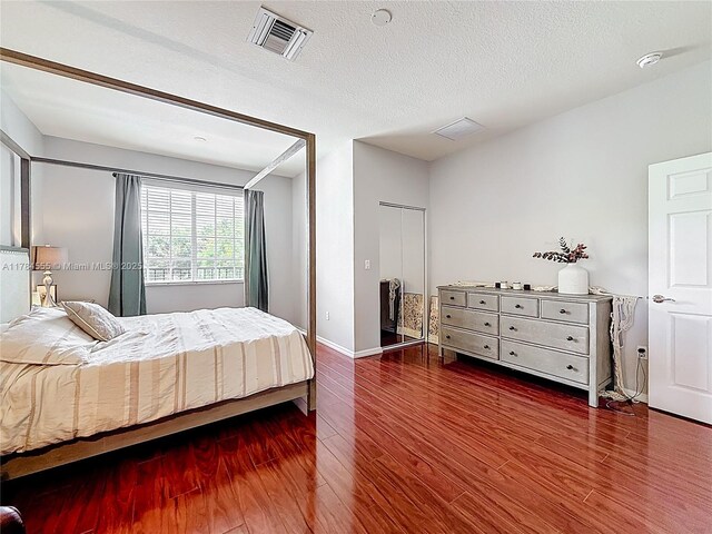 294 Las Brisas Cir, Sunrise, FL 33326 - bedroom featuring wood finished floors and baseboards