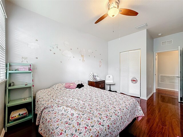294 Las Brisas Cir, Sunrise, FL 33326 - bedroom with a closet, dark wood-type flooring, baseboards, and a ceiling fan