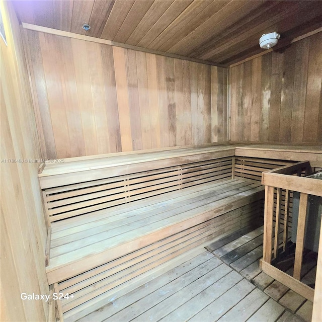 3400 192nd St Unit 1606, Aventura, FL 33180 - sauna featuring wooden ceiling and wood walls