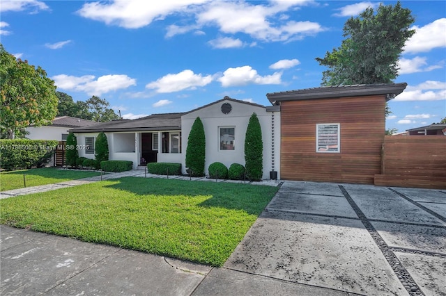 3953 SW 60th Ave, Miami, FL 33155 - view of front of property with stucco siding and concrete driveway