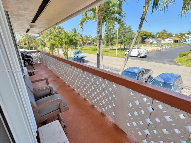 800 SW 11th Ave Unit 19A, Hallandale Beach, FL 33009 - view of patio / terrace