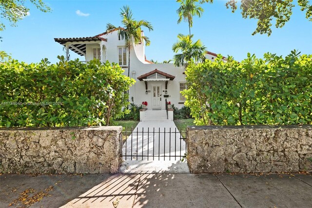 36 Phoenetia Ave, Coral Gables, FL 33134 - photo 2