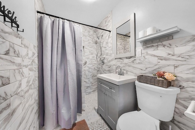 6200 Wiley St, Hollywood, FL 33023 - full bath featuring toilet, vanity, a shower with shower curtain, and tile walls