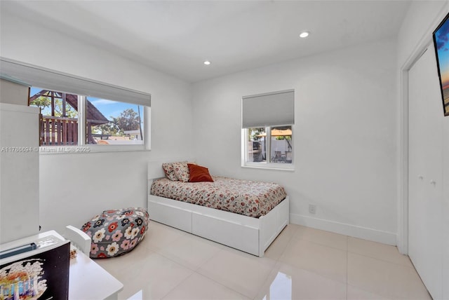 2506 NE 30th St, Fort Lauderdale, FL 33306 - bedroom featuring recessed lighting and light tile patterned floors