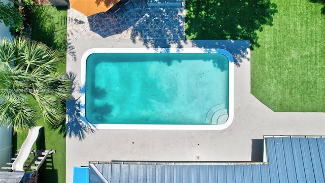 2506 NE 30th St, Fort Lauderdale, FL 33306 - drone / aerial view of a pool