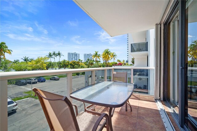 3675 N Country Club Dr Unit 204, Aventura, FL 33180 - photo 23