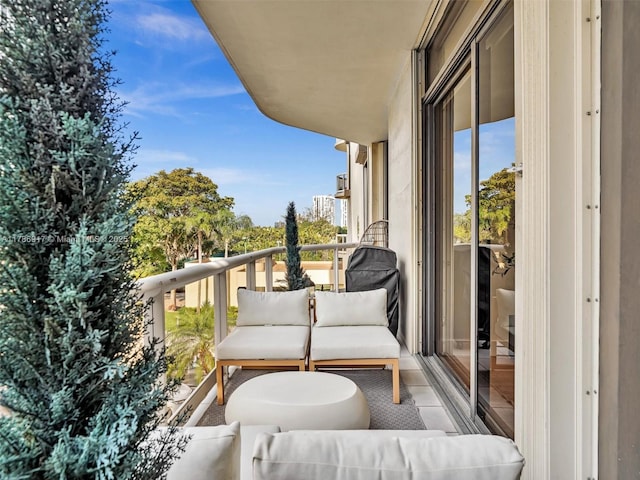 20191 E Country Club Dr Unit 311, Aventura, FL 33180 - balcony with an outdoor hangout area