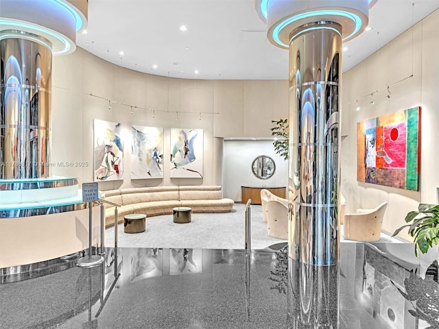 20191 E Country Club Dr Unit 311, Aventura, FL 33180 - view of building lobby