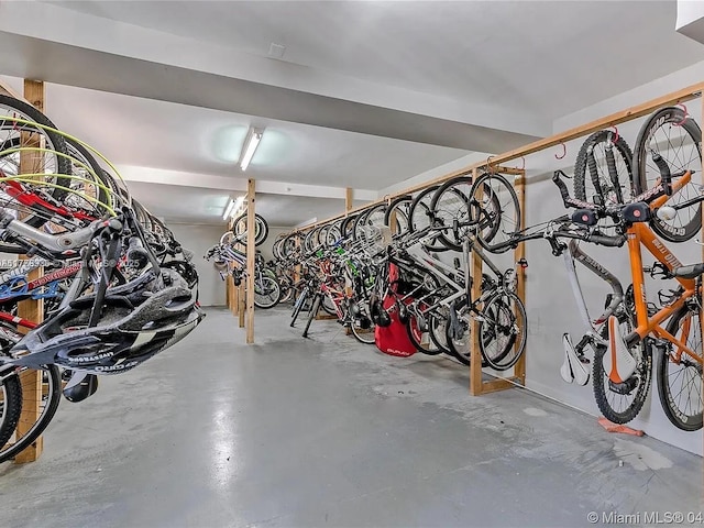 575 Crandon Blvd Unit 707, Key Biscayne, FL 33149 - garage featuring bike storage