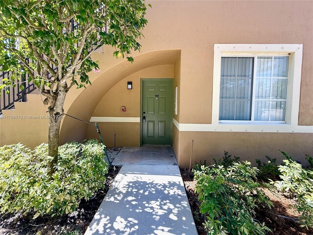 7930 N Nob Hill Rd Unit 102, Tamarac, FL 33321 - photo 2