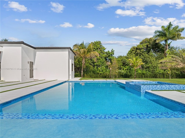 view of outdoor pool