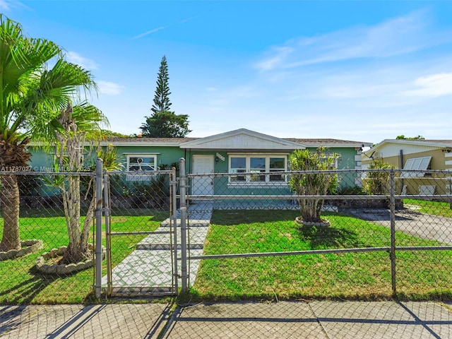 22534 SW 114th Pl, Miami, FL 33170 - manufactured / mobile home featuring a gate