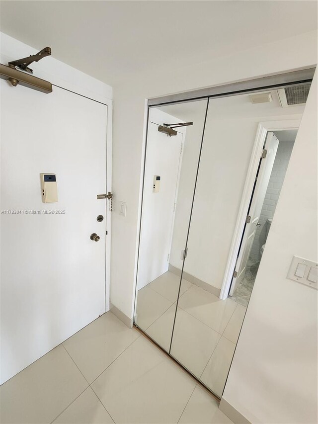 1965 S Ocean Dr Unit 3H, Hallandale Beach, FL 33009 - view of closet