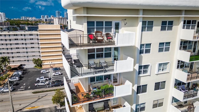 401 Golden Isles Dr Unit 1012, Hallandale Beach, FL 33009 - photo 9
